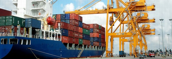 Retail goods sea transport service